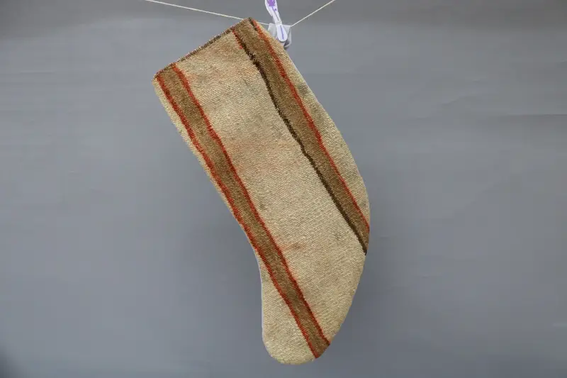 Medias de adornos navideños beige de 9 pulgadas, medias festivas