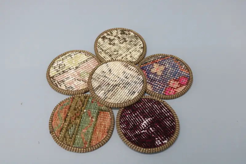 Boho Beige & Bronze Runder Untersetzer, einzigartiger Boho Untersetzer