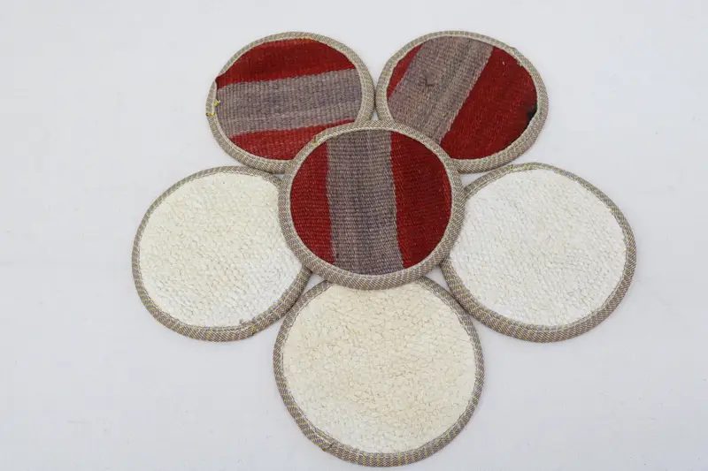 Bohemian Round Coaster, White and Red Non-Slip Coaster