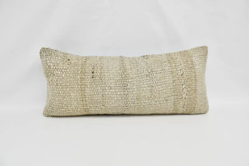 Almohada de lanzamiento de cáñamo beige hecha a mano, cojín rectangular de 16x36