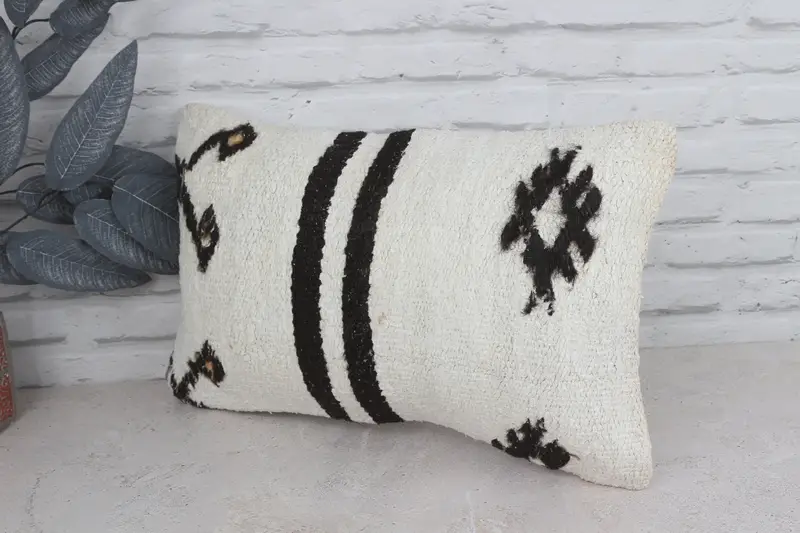 12x20 White Cushion, Home Decor Pillow, Kilim Cushion Sham, Cushion Case, Vintage Kilim Throw Pillow, Ethnic Pillow Cover Cushion - 4