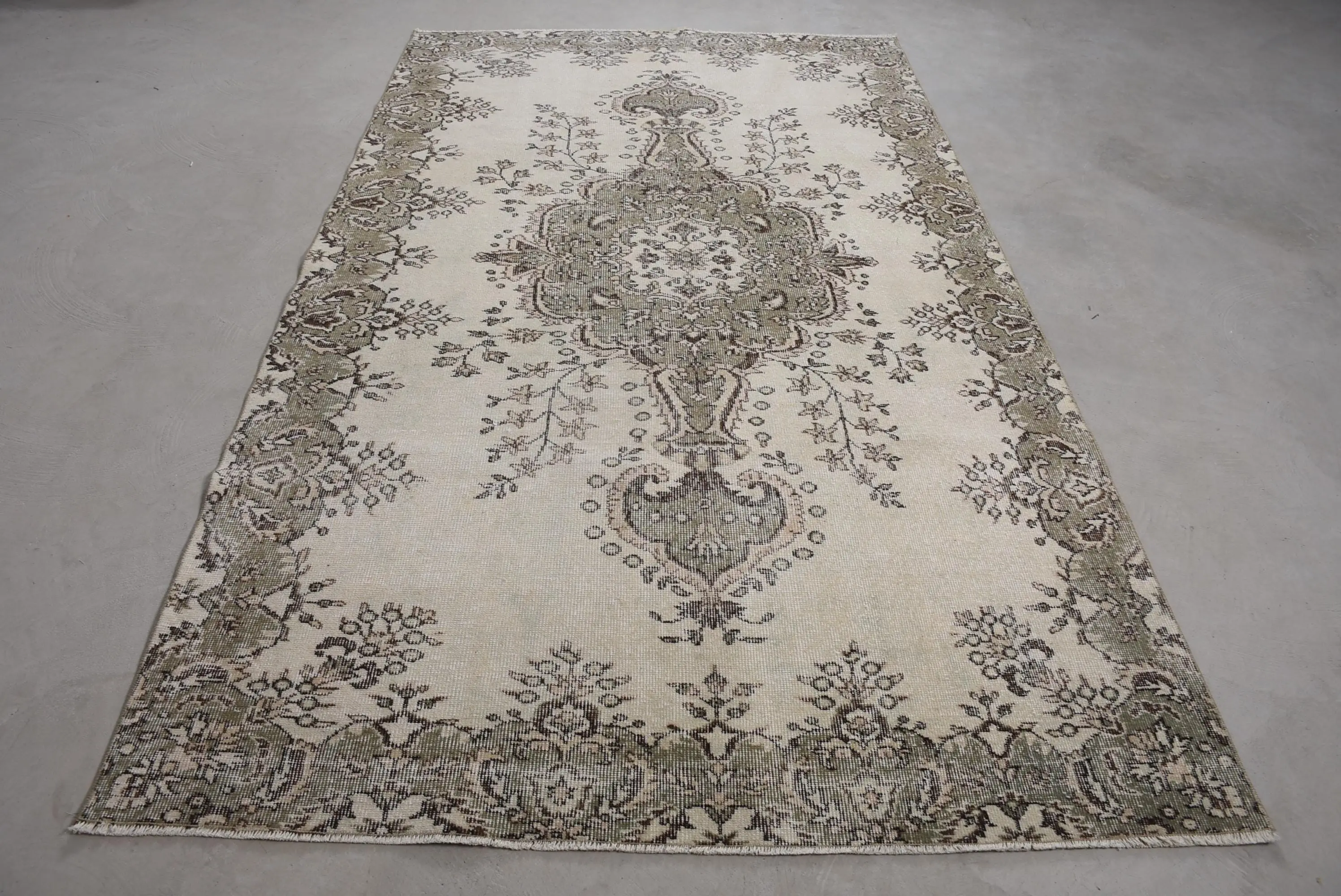 Türk Halısı, Büyük 5.3x9.3 ft Vintage Halı, Gri Kamuflaj Yün Halı - 1