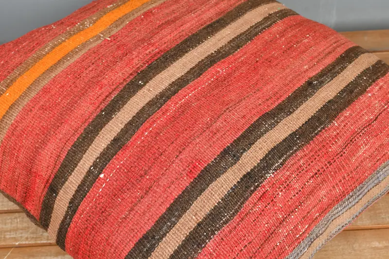Aesthetic Pillow Cover, 24x24 Red Cushion Case, Cotton Cushion Case, Muted Pillow, Throw Kilim Pillow, Cushion, Antique Pillows, Home Decor Pillow - 3