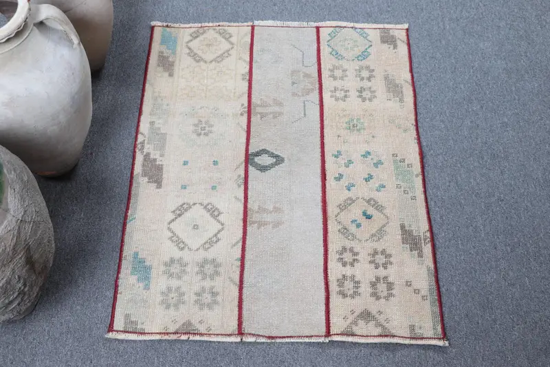 2,2x2,9 ft türkischer Vintage-Teppich, kleiner Teppich, graublauer Wollteppich mit Pflanzen und Bäumen - 1