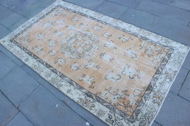 Türk Vintage Alan Halısı 3.7x6.6 ft, Kahverengi Beyaz İran Halısı