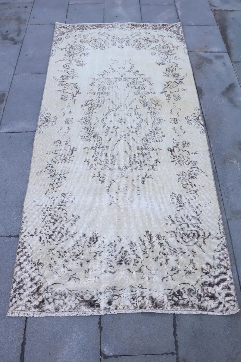 Beige & Brown Animal Print Rug, 3,1x6,8 ft Chic Decor