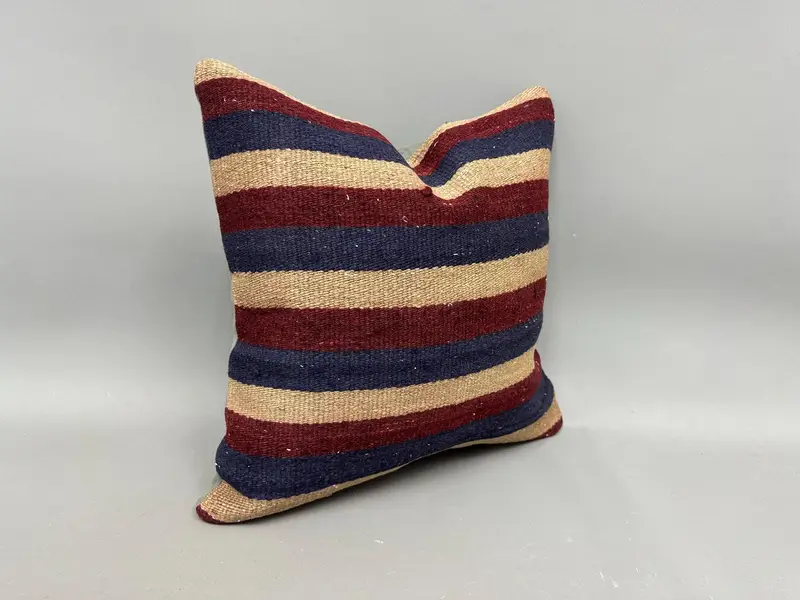 Vintage Kilim Throw Pillow, Pattern Throw Cushion, 18x18 Red Pillow Cover, Pillow Cover, Home Decor Pillow, Kilim Pillow, Handmade Rug Seat Pillow - 2