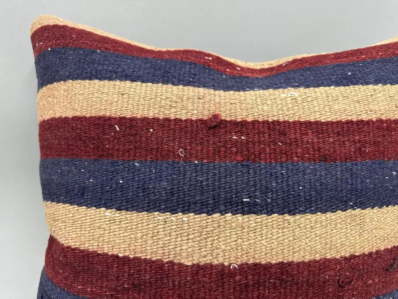 Vintage Kilim Throw Pillow, Pattern Throw Cushion, 18x18 Red Pillow Cover, Pillow Cover, Home Decor Pillow, Kilim Pillow, Handmade Rug Seat Pillow - 5