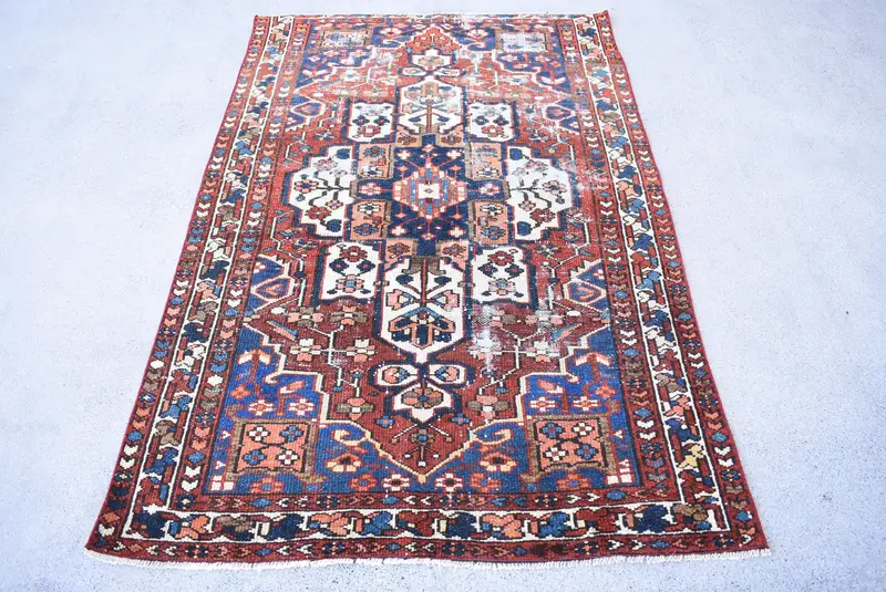 Vintage Oushak Accent Halı 4x6 ft (122x182 cm), Türk Kırmızı Çiçekli Yün Halı - 1