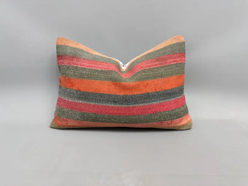 Almohada de lanzamiento Kilim tejida a mano, almohada Kilim vintage a rayas