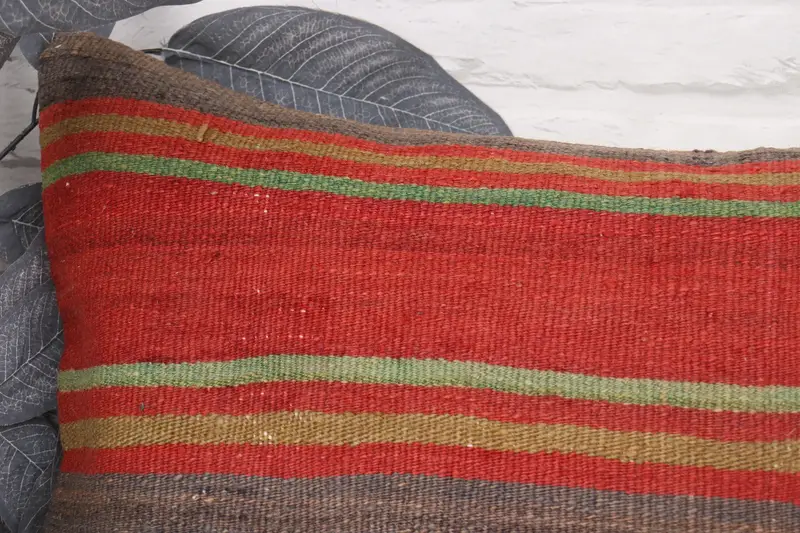 Vintage Kilim Throw Pillow, Pillow for Sofa, 16x24 Red Cushion Case, Pillow Cover, Boho Pillow Sham Cover, Wool Kilim Pillow Pillow Sham - 2