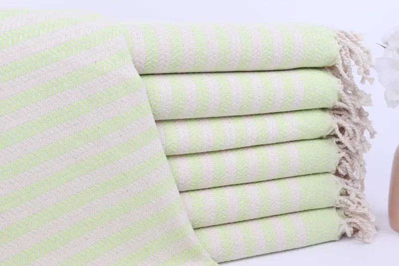 Chevron-Handtuch aus pistaziengrüner Baumwolle, 40 x 71 Zoll, Hochzeitsgeschenk