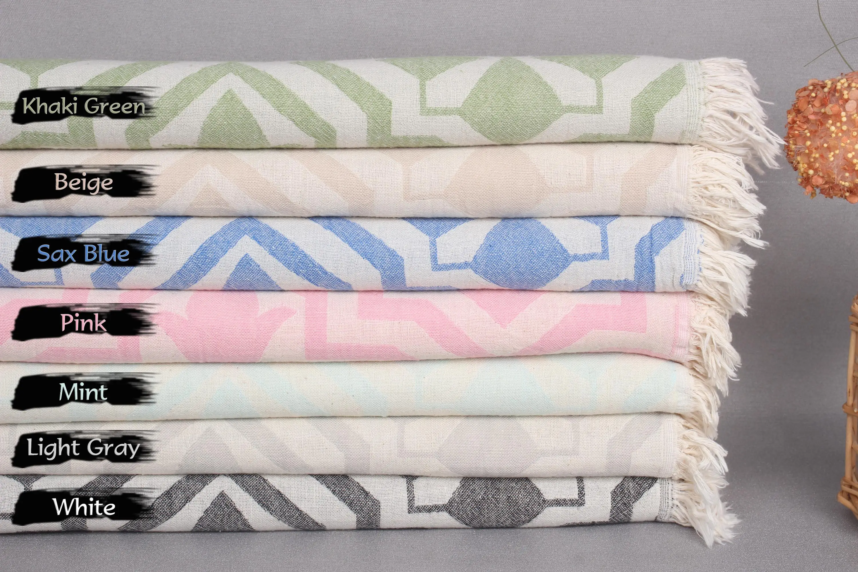 Cotton Tea Towel Tulip Patterned, 24x40 Inches, Organic/Recycled - 1