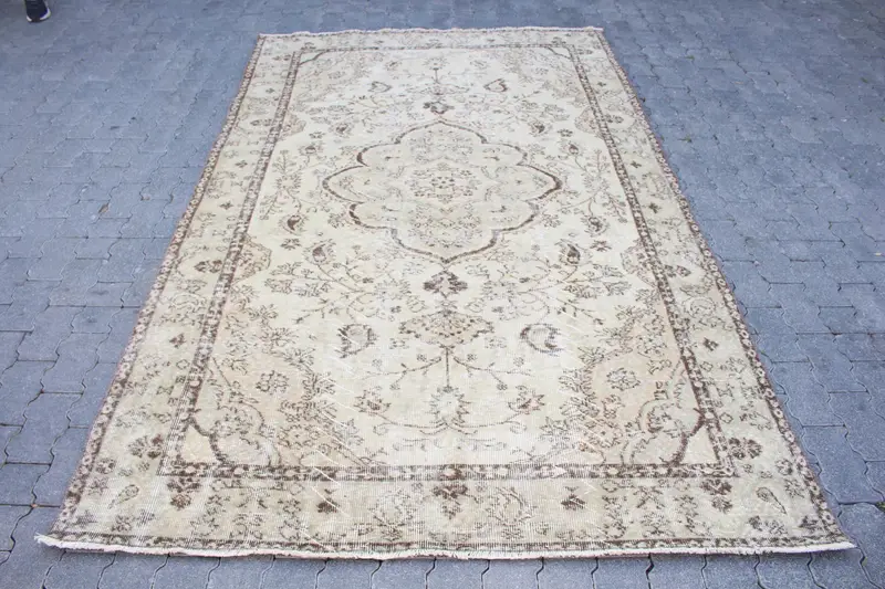 Turkish Oushak Rug 5.5x8.9 ft, White Brown Ombré Wool Vintage Rug - 1