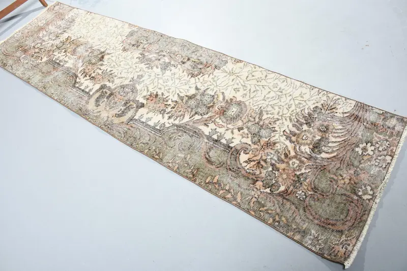 Türk Vintage Halı 2.4x8.7 ft, Oushak Kahverengi Soyut Yün Halı - 1