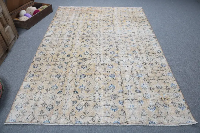 5,5x8,1 ft großer Vintage Teppich, türkischer Teppich, gelb blauer massiver Wollteppich - 1