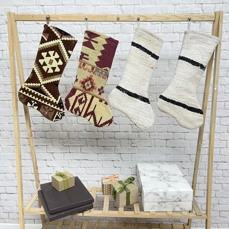 Media navideña festiva blanca y roja, media de algodón de 7 pulgadas de ancho