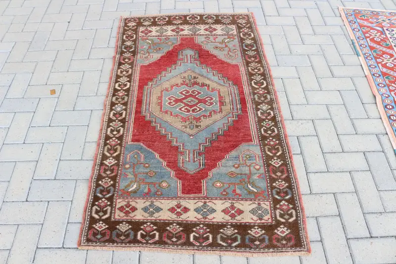 Vintage 3x5,2 ft Teppich, Akzent türkischer Teppich, rot blau karierter Teppich - 1