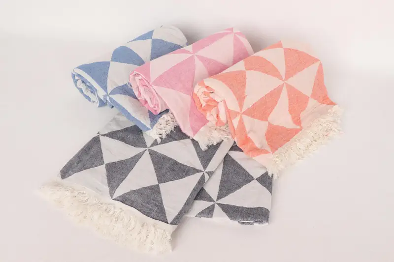 Best Friend Christmas Gift, 70x40 Cotton Geometric Towel, Lightweight Turkish towel, Handwoven Turkish bath towel, Turkish bath towel, Hammam towel - 5