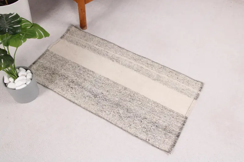 1.7x3.2 ft Türk Vintage Halı, Küçük Halı, Kilim Gri Yün Halı - 1