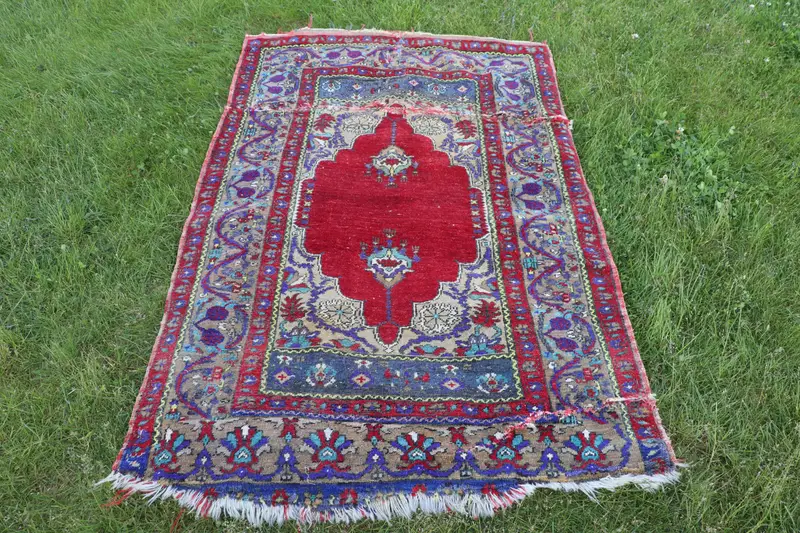 Red & Blue Patchwork Rug, 3,6x5,1 ft Chic Decor