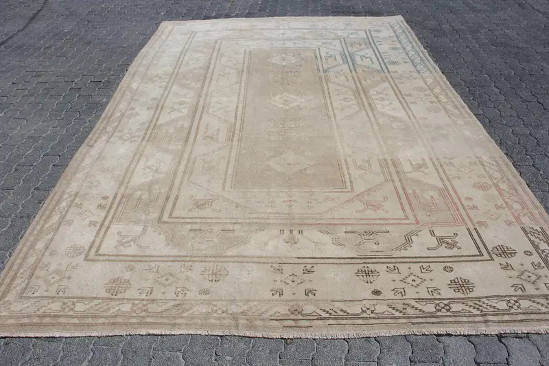 7.9x11.5 ft Vintage Oushak Rug, Turkish Rug, Brown Wool Rug - 1