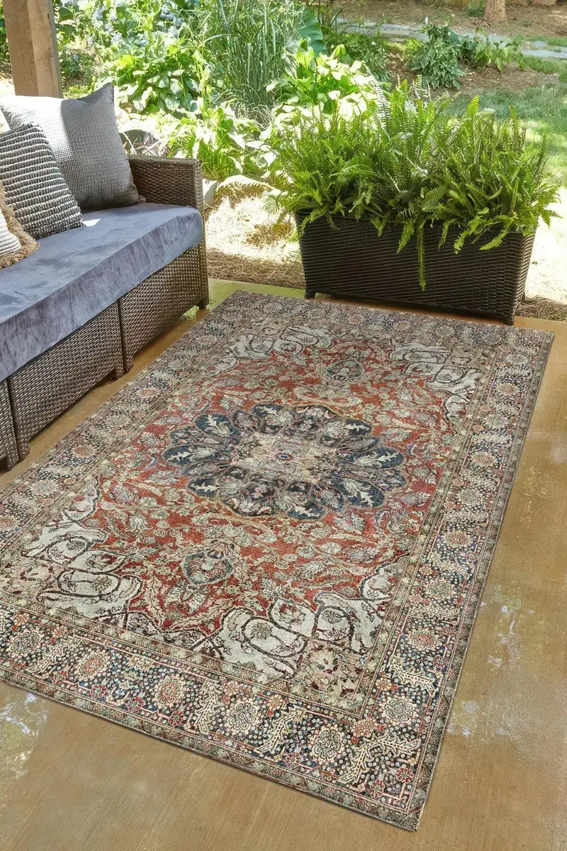 エレガントなプリントラグ：モダンなデザイン、柔らかい生地、ユニークなパターン。