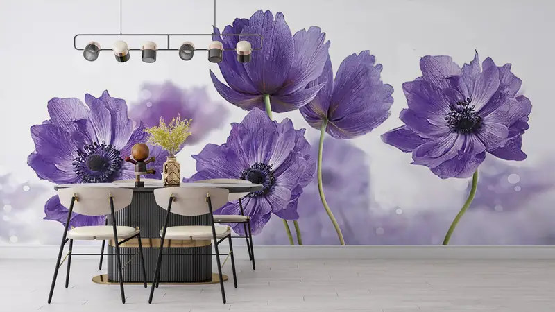 Elegante lila Tapete mit abstraktem Blumendruck für moderne Räume