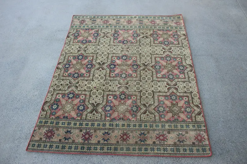 グリーン & ピンク ラグ、3.8x4.8 フィート ボタニカル デザイン