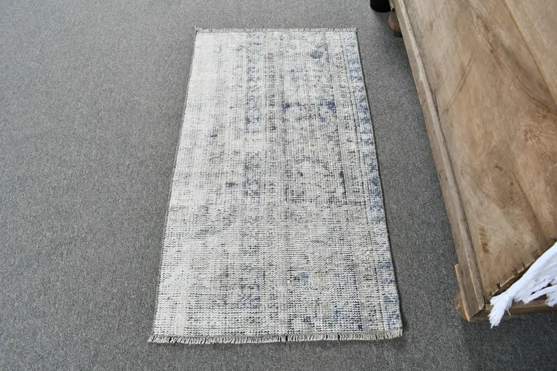 Turkish Rug, 1.7x3.2 ft Vintage Rug, White Blue Polka dot Wool Rug - 1