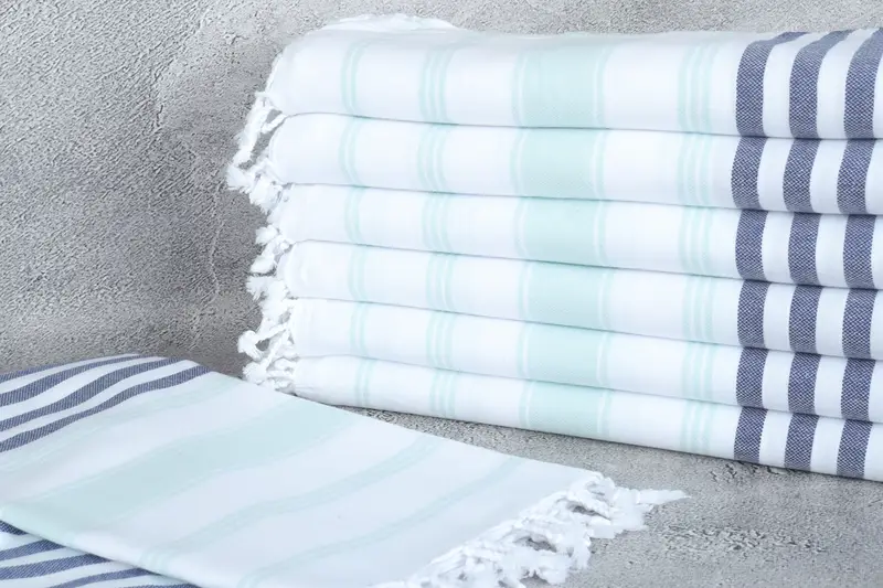 Wedding Gifts Towel, Bachelor Towel, Lightweight towel, Hammam towel, Girls Weekend Getaways Gifts, Bridesmaid Favors, 70x40 Cotton Striped Towel - 2