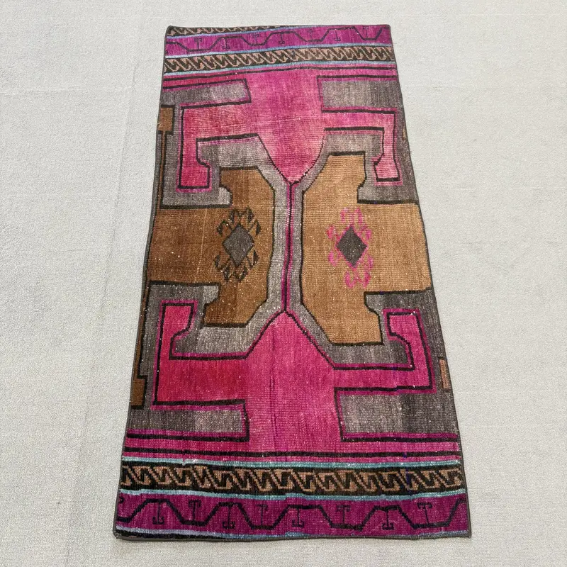 Vintage Rug, 2.4x4.9 ft Small Rug, Red Check Wool Turkish Rug - 1