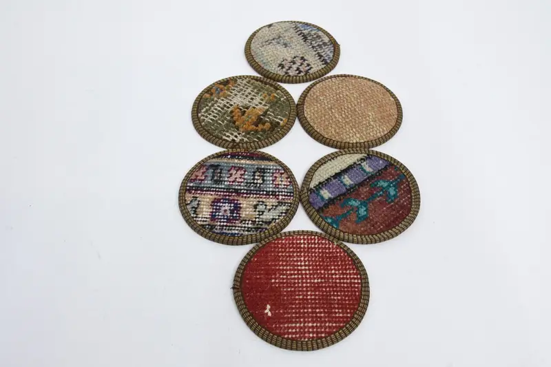 Red and Bronze Round Coaster, Durable and Stylish Table Pad