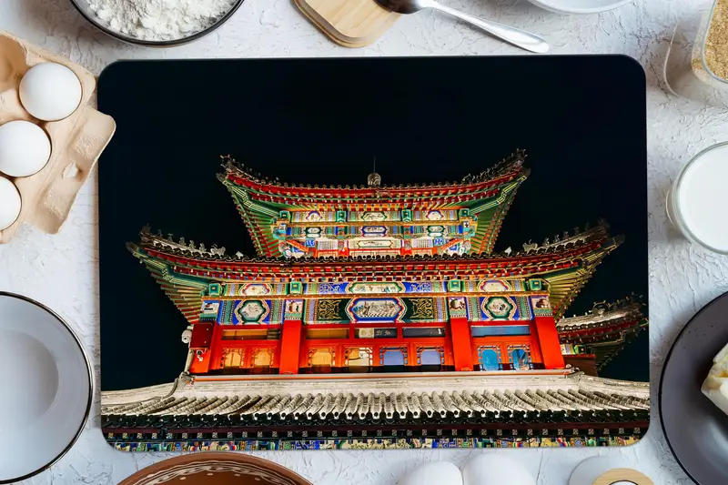 強化ガラスまな板、滑り止め足付き、モダンなデザイン