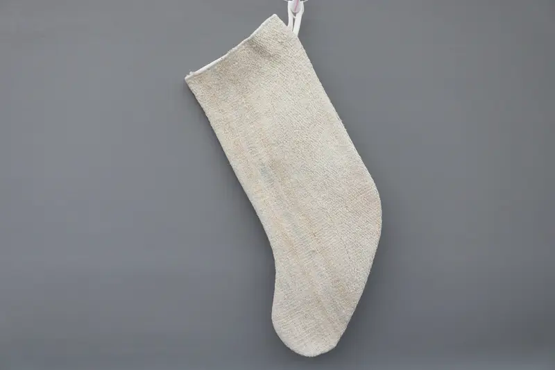 Zarif Bej Noel Çorabı, 9 İnç Geniş Şenlikli Süsleme Deseni