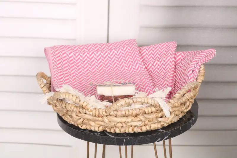 Toallas de baño, toalla navideña, toalla de mano personalizada, toalla de chevron de algodón 36x18, toalla de cocina monograma, regalo para compañeros de trabajo, favores de despedida de soltera - 5