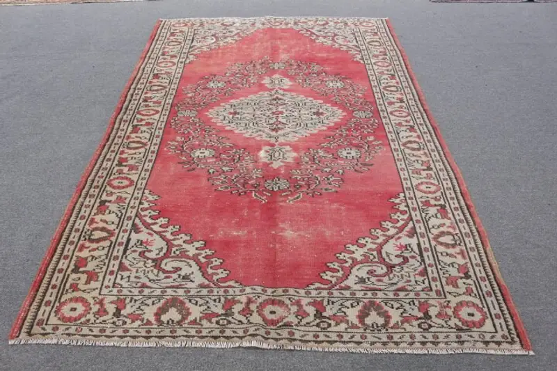 Roter und grüner Teppich, 8,7 x 8,73 Fuß, geometrisches Blumenmuster