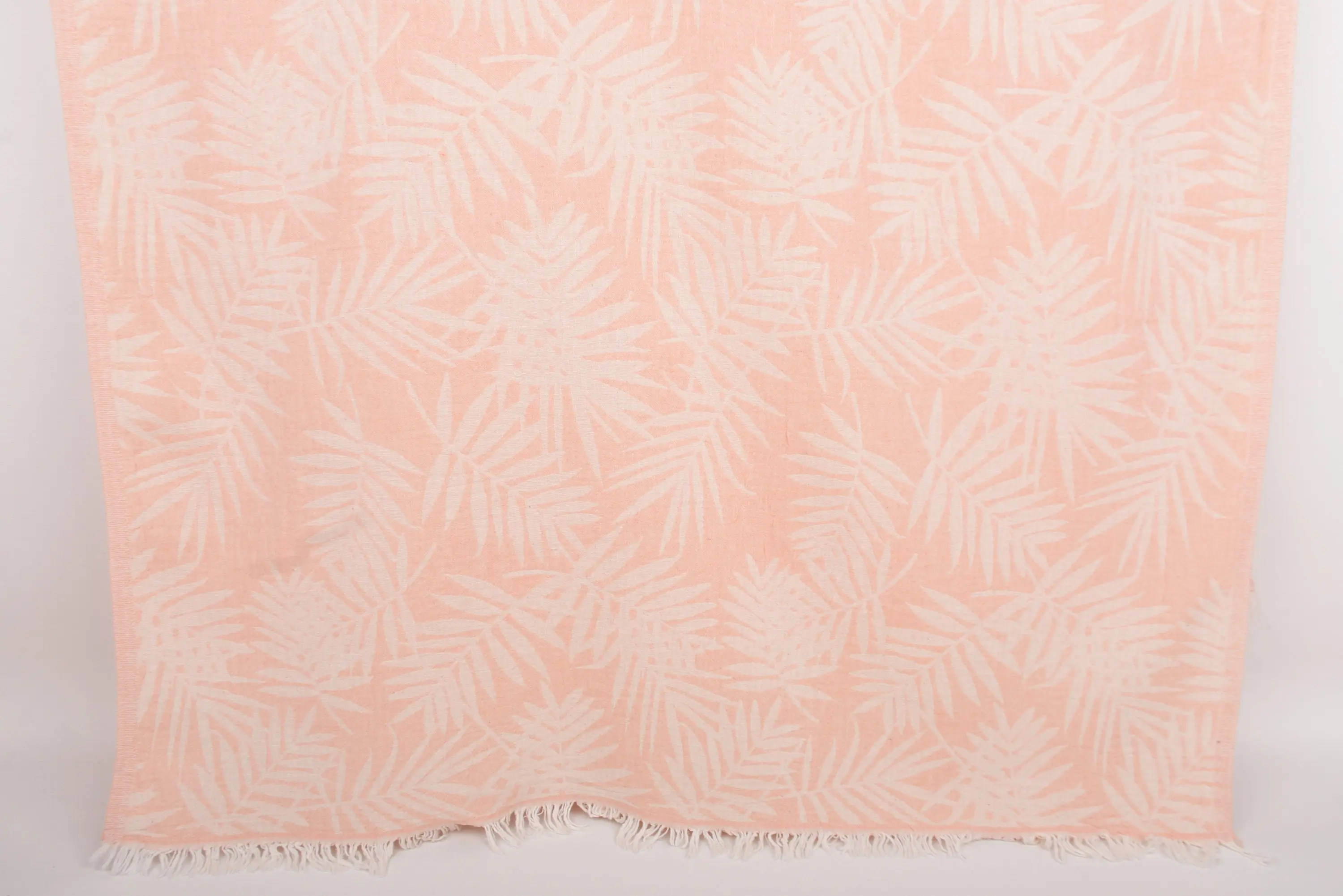 Floral Patterned Coral Cotton Turkish Bath Towel, 40x63 Inches - 1