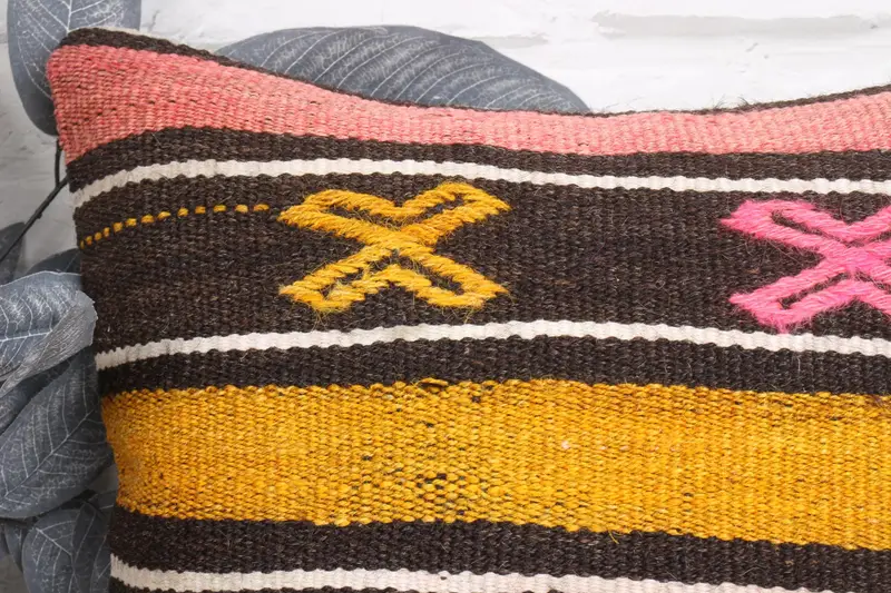 Sofa Cushion Cover, Pillow for Couch, 18x18 Pink Cushion Case, Cushion Cover, Ethnical Kilim Rug Pillow, Knitted Cushion Cover, Home Decor Pillow - 2