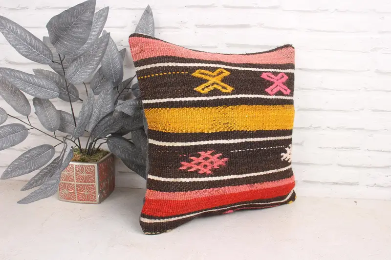 Sofa Cushion Cover, Pillow for Couch, 18x18 Pink Cushion Case, Cushion Cover, Ethnical Kilim Rug Pillow, Knitted Cushion Cover, Home Decor Pillow - 3