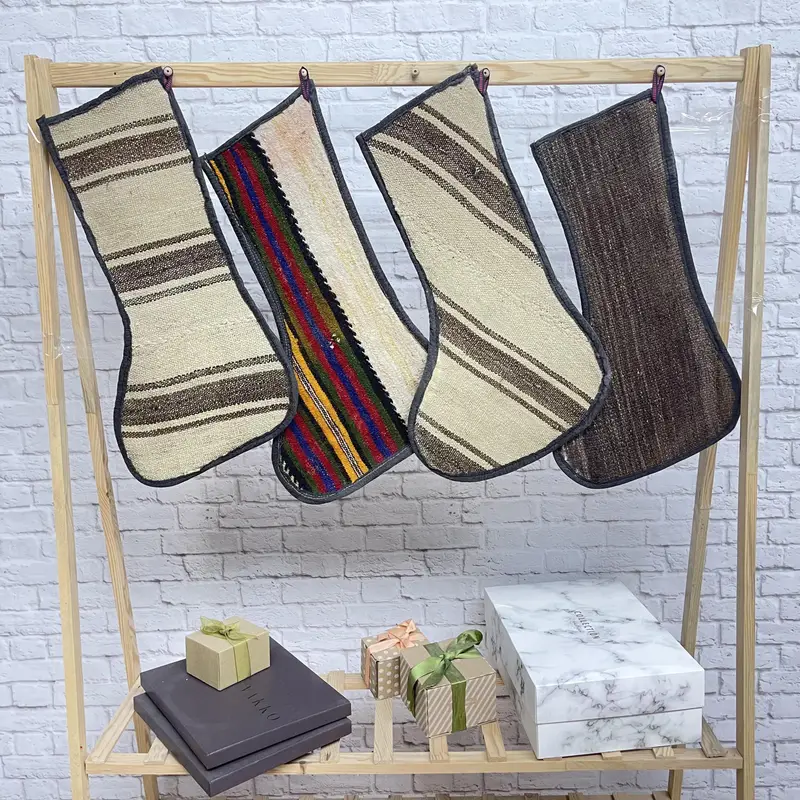 Bej ve Kahverengi Pamuklu Noel Süs Çorabı, 8 İnç Geniş Tatil Dekoru