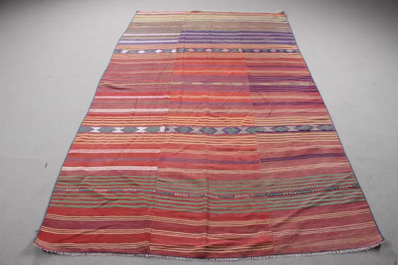 Türk Vintage Kilim Büyük Halı 5.2x9.1 ft, Kırmızı Puantiyeli Halı Yün - 1