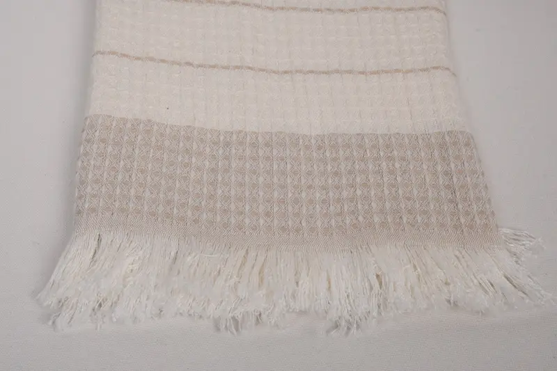 Lightweight towel, Bridesmaid Towel, Fouta towel, Personalized Towel Gift, Bridal Party Gifts, Bachelorette Party Favors, 70x40 Cotton Waffle Towel - 3