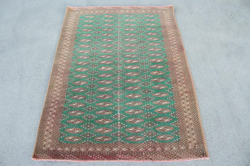 Green & Orange Rug, 3,2x4,5 ft Geometric Floral Design