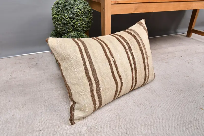 Vintage Pillow, Pillow Sham, Throw Kilim Pillow, 16x24 Beige Pillow Case, Kilim Pillow, Customized Pillow, Crochet Pattern Cushion Cover - 7