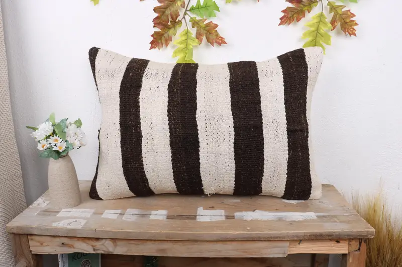 Ethnical Kilim Rug Pillow, Gift Pillow, Cushion Cover, Aesthetic Pillow Case, 16x24 White Cushion, Vintage Kilim Throw Pillow, Retro Throw Pillow - 1