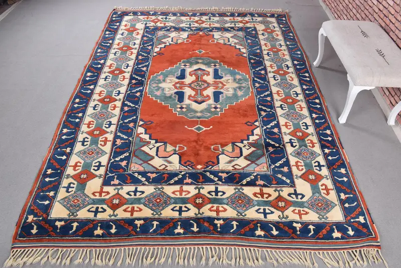 Roter und blauer Südwestteppich, 7,3 x 10 Fuß, elegantes Dekor