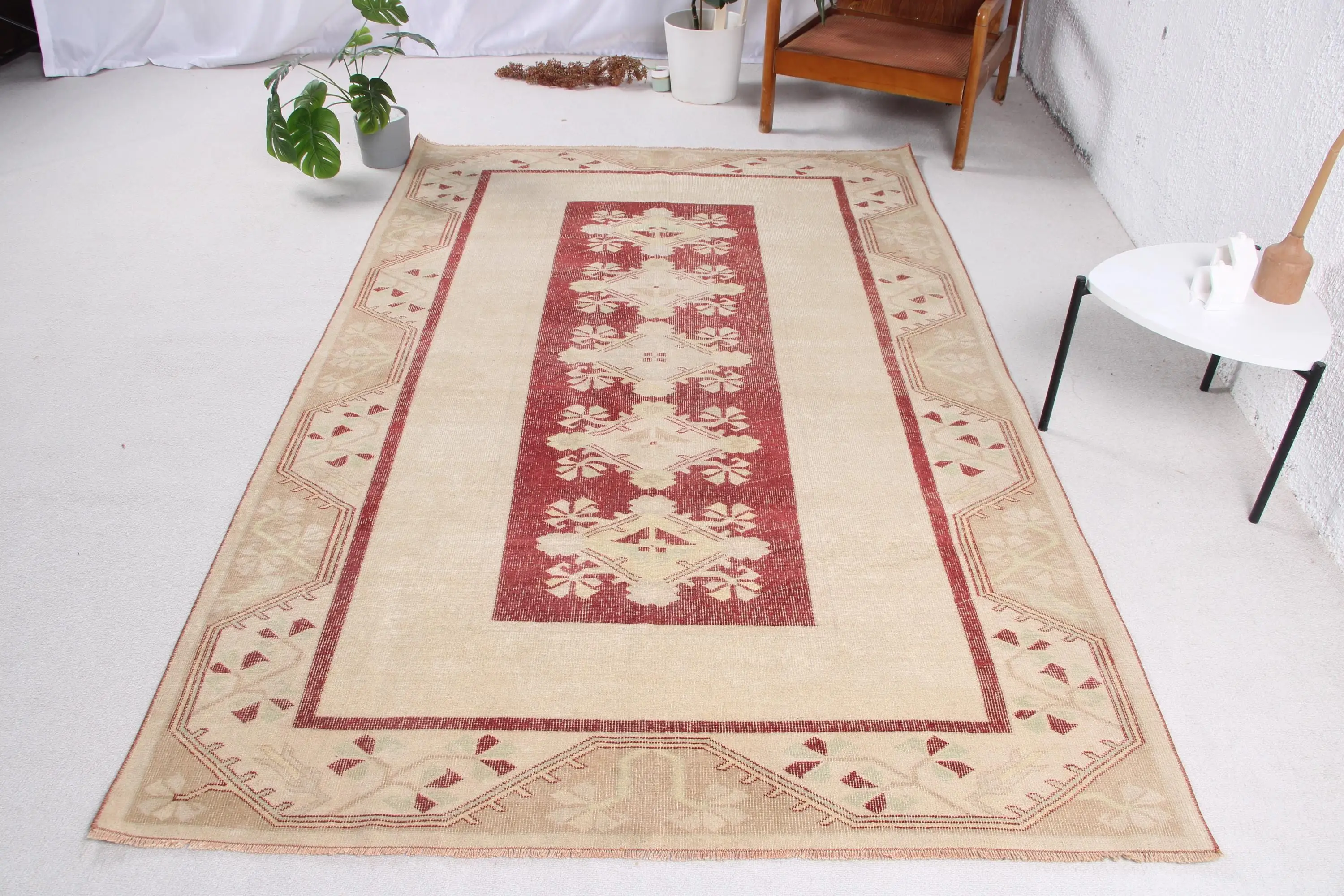 Alfombra de 5,1x8 pies, alfombra turca vintage, alfombra beige roja - 1