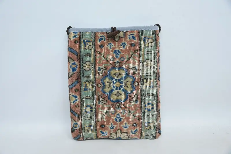 ヴィンテージモチーフのボヘミアンウールショルダーバッグ、キリムバッグ