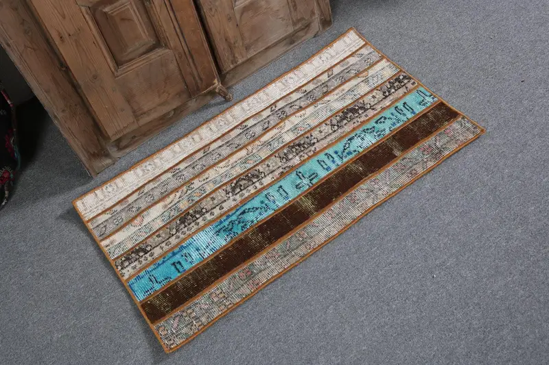 Vintage Küçük Halı, 1.8x3.1 ft Türk Halısı, Kahverengi Oushak Yün Halı - 1